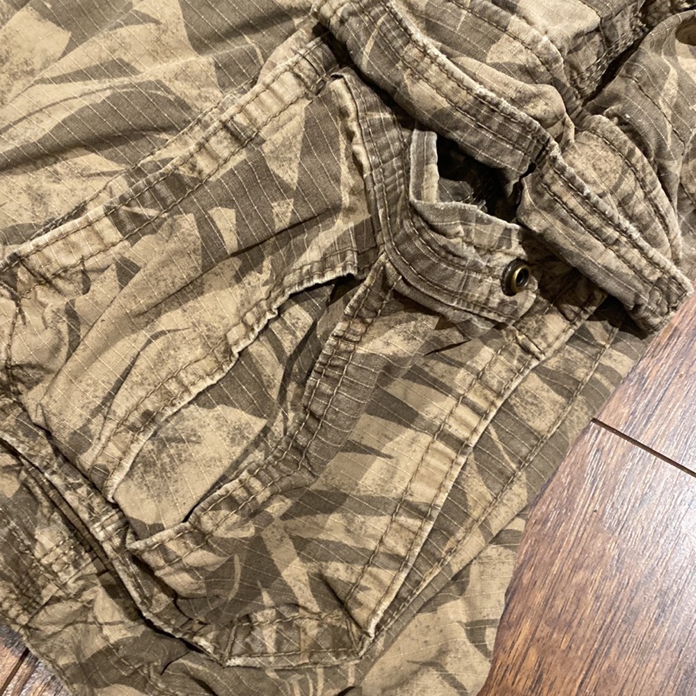 MENs American Outfitters Longboard Long Shorts - Picture 4 of 10
